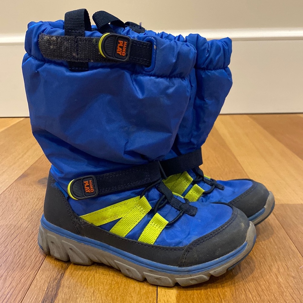 Stride Rite Made2Play 11W snow boots